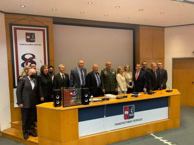 &Delta;&epsilon;&lambda;&tau;ί&omicron; &Tau;ύ&pi;&omicron;&upsilon; &gamma;&iota;&alpha; &tau;&eta;&nu; &Omicron;&mu;&iota;&lambda;ί&alpha; &Alpha;&rho;&chi;&eta;&gamma;&omicron;ύ &Gamma;&Epsilon;&Epsilon;&Theta;&Alpha; &Sigma;&tau;&rho;&alpha;&tau;&eta;&gamma;&omicron;ύ &Kappa;&omega;&nu;&sigma;&tau;&alpha;&nu;&tau;ί&nu;&omicron;&upsilon; &Phi;&lambda;ώ&rho;&omicron;&upsilon;: "&Sigma;ύ&gamma;&chi;&rho;&omicron;&nu;&epsilon;&sigmaf; &alpha;&pi;&epsilon;&iota;&lambda;έ&sigmaf; &kappa;&alpha;&iota; &pi;&rho;&omicron;&kappa;&lambda;ή&sigma;&epsilon;&iota;&sigmaf; &alpha;&sigma;&phi;ά&lambda;&epsilon;&iota;&alpha;&sigmaf;"